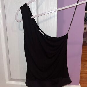 Black one-shoulder body suit
